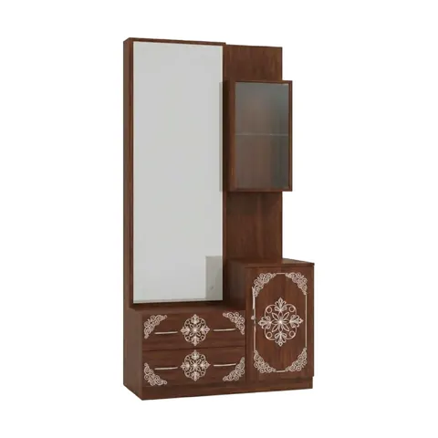 DAISYA  DRESSER